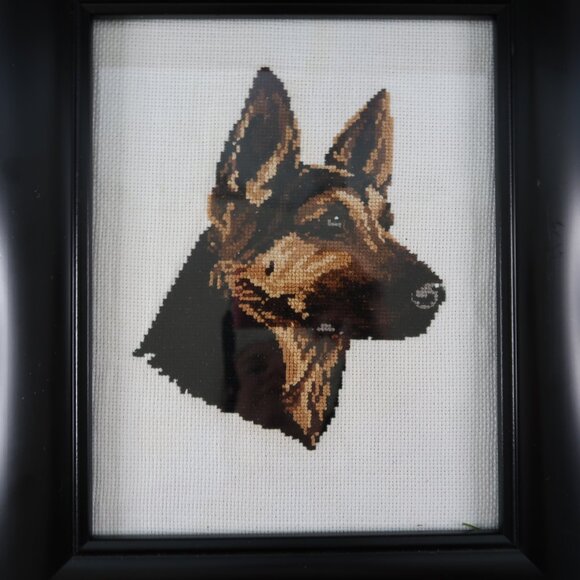 German Shepherd Dog Vintage Framed Needlepoint Cross Stitch Handmade Decor - Picture 3 of 4